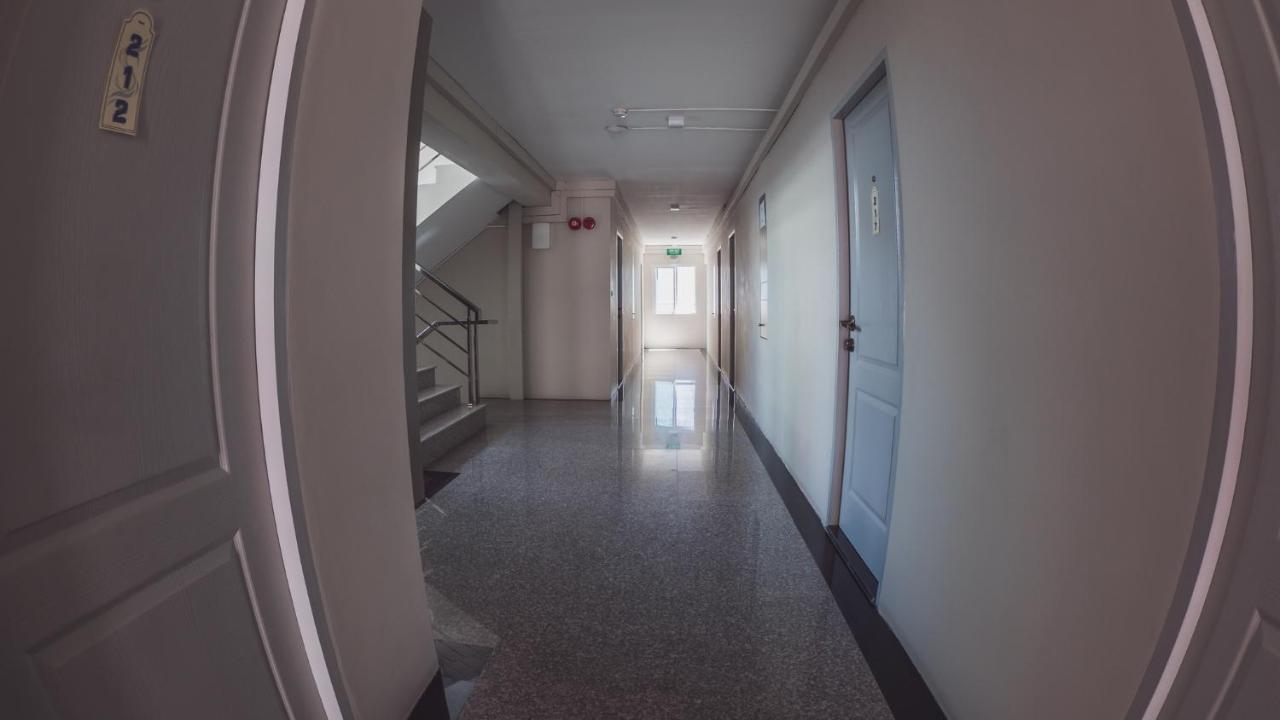 Step One At Bangkok Apartment Ngoại thất bức ảnh